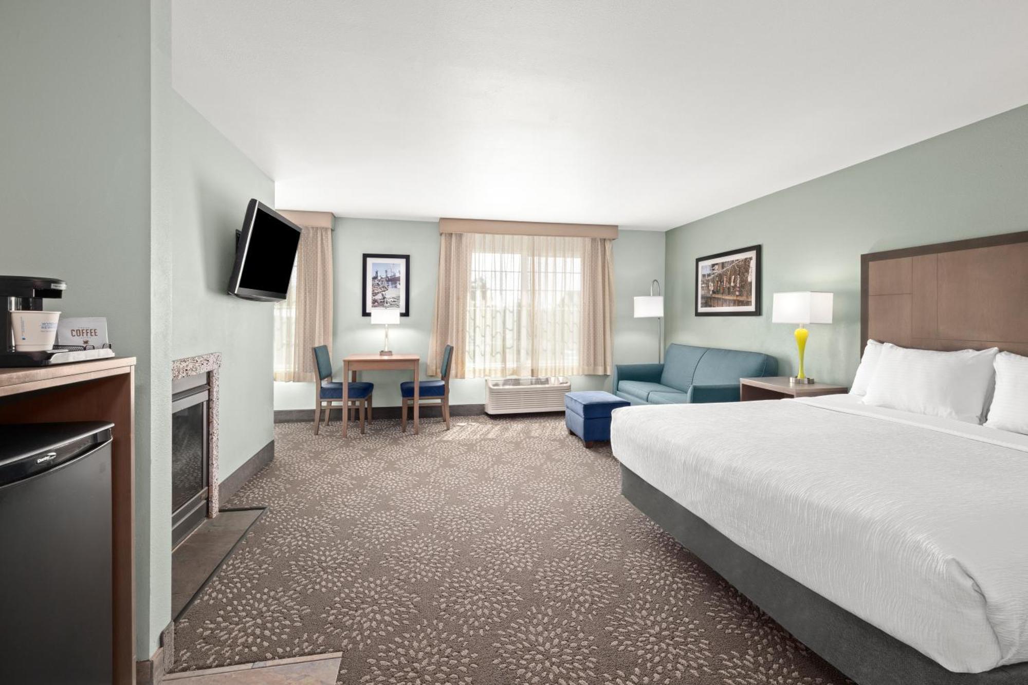 La Quinta By Wyndham Newport Hotel Exterior foto