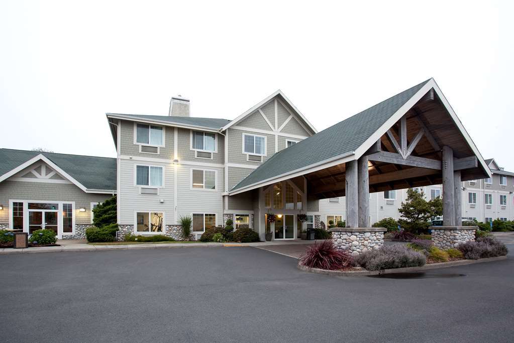 La Quinta By Wyndham Newport Hotel Exterior foto
